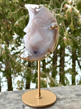 Load image into Gallery viewer, Beautiful Agate Moon with Stand
