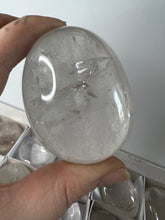 Load image into Gallery viewer, Optic Quartz Palm Stone
