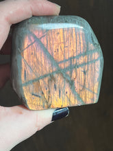 Load image into Gallery viewer, Labradorite Freeform 2
