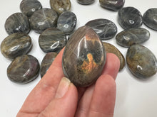 Load image into Gallery viewer, Labradorite Palm Stones
